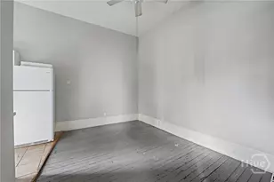 308 E Waldburg St, Savannah, GA 31401 - Photo 32