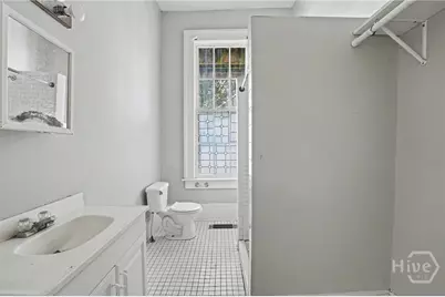 308 E Waldburg Street, Savannah, GA 31401 - Photo 34