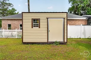535 E 1st St, Midway, GA 31320 - Photo 4