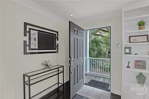 231 Houston St, Savannah, GA 31401 - Photo 6