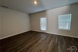 129 Simms Way, Hinesville, GA 31313 - Photo 8