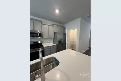 129 Simms Way, Hinesville, GA 31313 - Photo 4