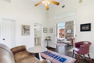 9 W York St, Savannah, GA 31401 - Photo 10