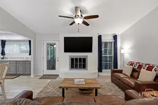 605 Leaning Oaks Dr, Savannah, GA 31410 - Photo 10