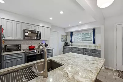 605 Leaning Oaks Drive, Savannah, GA 31410 - Photo 18