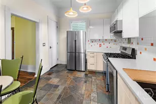 524 E Henry St, Savannah, GA 31401 - Photo 14