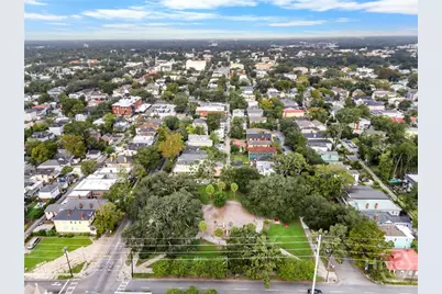 524 E Henry Street, Savannah, GA 31401 - Photo 34