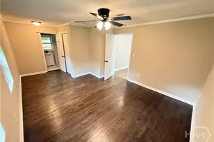 2406 Bon Air Dr, Savannah, GA 31406 - Photo 10