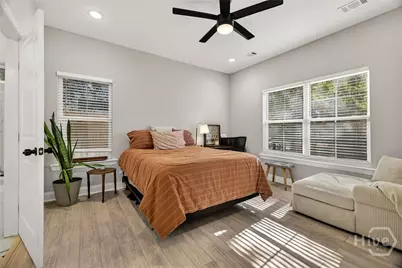 1306 E Waldburg Street, Savannah, GA 31404 - Photo 10