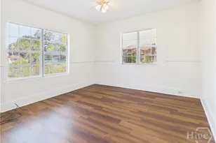 211 W 59th St, Savannah, GA 31405 - Photo 12