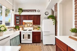 414 E Liberty St, Savannah, GA 31401 - Photo 8