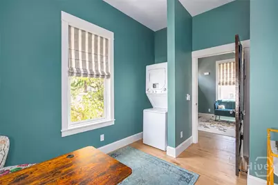 303 W 36th Street, Savannah, GA 31401 - Photo 38