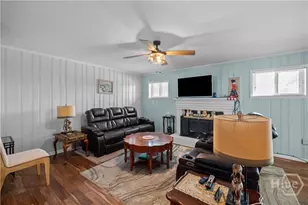 124 Drennon Dr, Jesup, GA 31545 - Photo 4