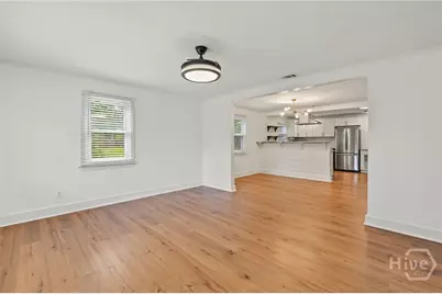 2402 Texas Avenue, Savannah, GA 31404 - Photo 6