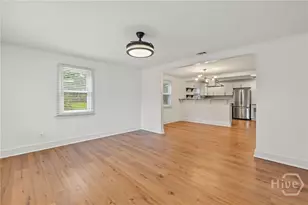 2402 Texas Ave, Savannah, GA 31404 - Photo 6