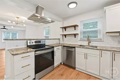 2402 Texas Avenue, Savannah, GA 31404 - Photo 14