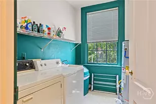 11 W Charlton St, Savannah, GA 31401 - Photo 36