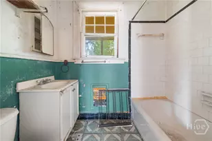 108 W 33rd St, Savannah, GA 31401 - Photo 14