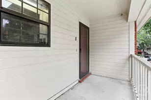 8 Colony Park Dr, Savannah, GA 31406 - Photo 8