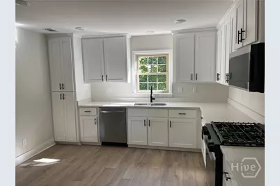 2610 Dogwood Avenue, Savannah, GA 31404 - Photo 6