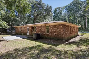 2210 Bona Bella Ave, Savannah, GA 31406 - Photo 32
