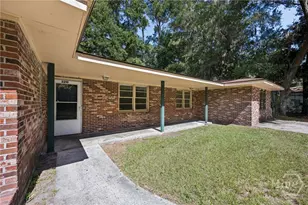 2210 Bona Bella Ave, Savannah, GA 31406 - Photo 6