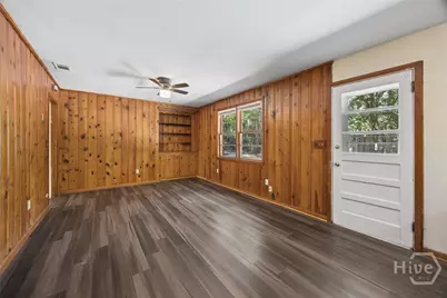 2210 Bona Bella Avenue, Savannah, GA 31406 - Photo 12