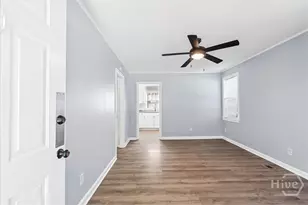 2317 New York Ave, Savannah, GA 31404 - Photo 2