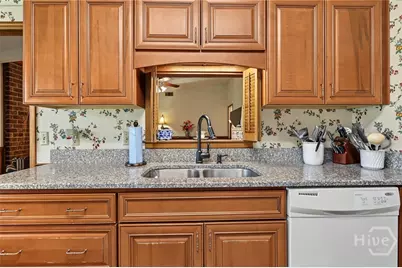 111 Shamrock Circle, Savannah, GA 31406 - Photo 16