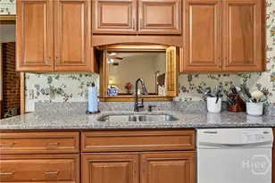 111 Shamrock Cir, Savannah, GA 31406 - Photo 16