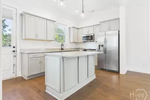 540 E 32nd St, Savannah, GA 31401 - Photo 26