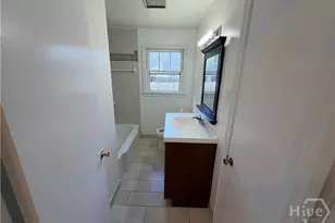 3207 Woodlawn Dr, Thunderbolt, GA 31404 - Photo 18