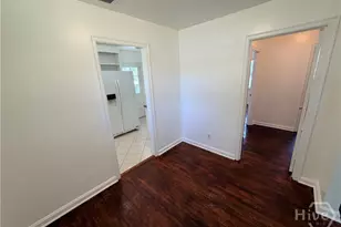 3207 Woodlawn Dr, Thunderbolt, GA 31404 - Photo 8