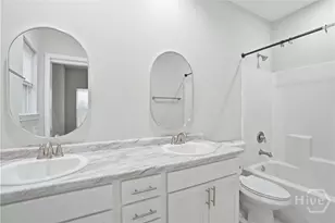 33 Travis St, Savannah, GA 31406 - Photo 16