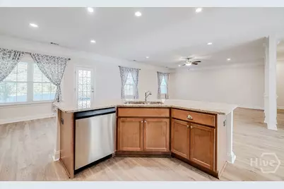 119 Telford Street, Savannah, GA 31407 - Photo 14