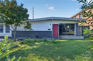 303 E 60th St, Savannah, GA 31405 - Photo 2