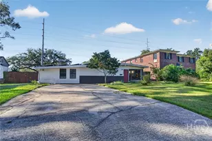 303 E 60th St, Savannah, GA 31405 - Photo 34