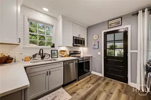 1338 E 53rd St, Savannah, GA 31404 - Photo 14