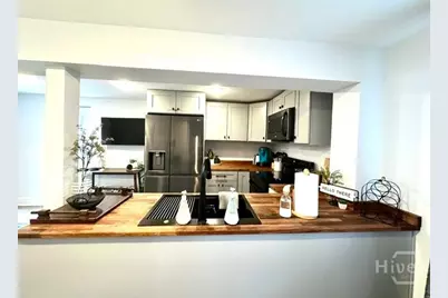 528 E 37th Street #A, Savannah, GA 31401 - Photo 4