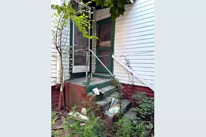 218 W 41st Street, Savannah, GA 31408 - Photo 8