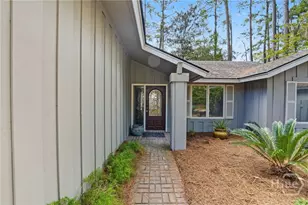 82 Village Green Cir, Savannah, GA 31411 - Photo 2