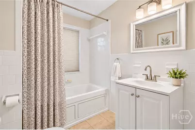 715 E 60th Street, Savannah, GA 31405 - Photo 8