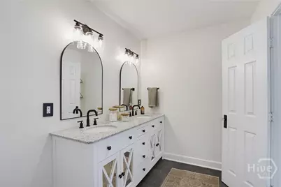 707 E 49th Street, Savannah, GA 31405 - Photo 38