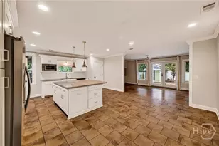316 E 57th St, Savannah, GA 31405 - Photo 12