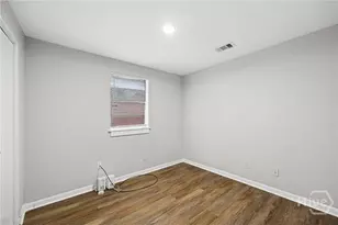 2107 Augusta Ave, Savannah, GA 31415 - Photo 20