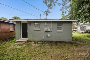 2107 Augusta Ave, Savannah, GA 31415 - Photo 8