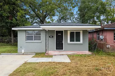 2107 Augusta Avenue, Savannah, GA 31415 - Photo 2