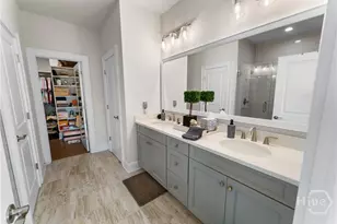 513 Port St, Savannah, GA 31401 - Photo 26