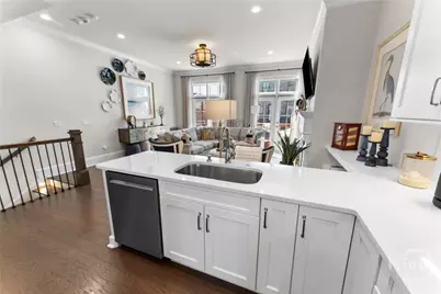 513 Port Street, Savannah, GA 31401 - Photo 14