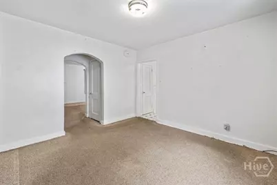 2202 E 41st Street, Savannah, GA 31404 - Photo 10